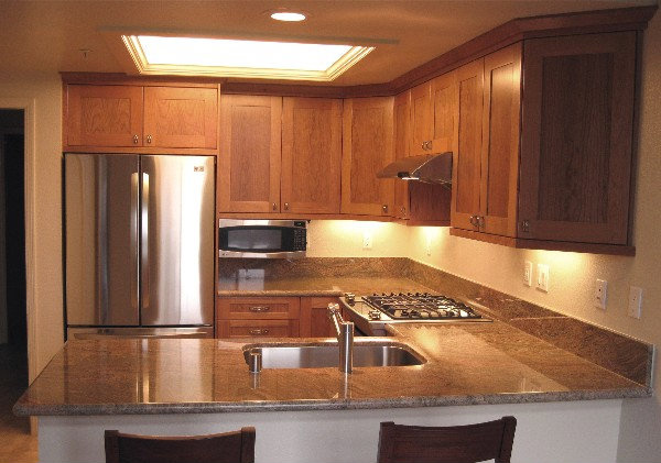 Bellmont Cabinets in Dakota Door Cherry Sienna